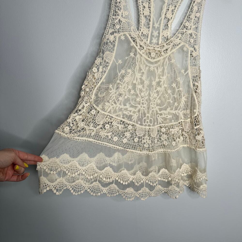 Umgee Women's Cream Cotton Blend Crochet Mesh Cut Out Racerback Tank Size S/M - Picture 3 of 9